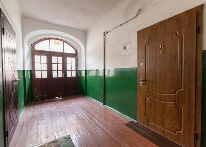 Apartment On Krakivska Street